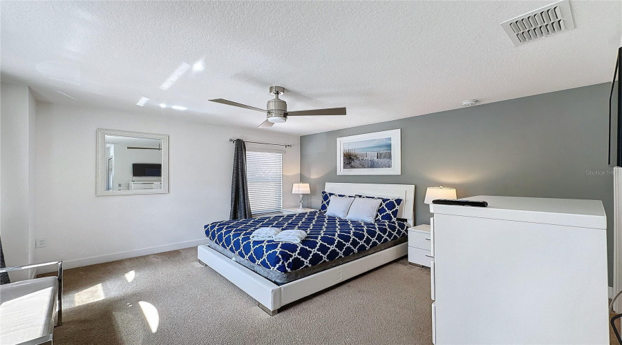 DAVENPORT, Florida 33837, 6 Bedrooms Bedrooms, ,5 BathroomsBathrooms,Residential,For Sale,ORANGE COSMOS,0,MFRS5140731