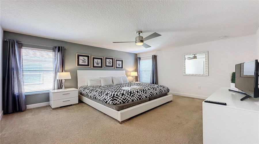 DAVENPORT, Florida 33837, 6 Bedrooms Bedrooms, ,5 BathroomsBathrooms,Residential,For Sale,ORANGE COSMOS,0,MFRS5140731