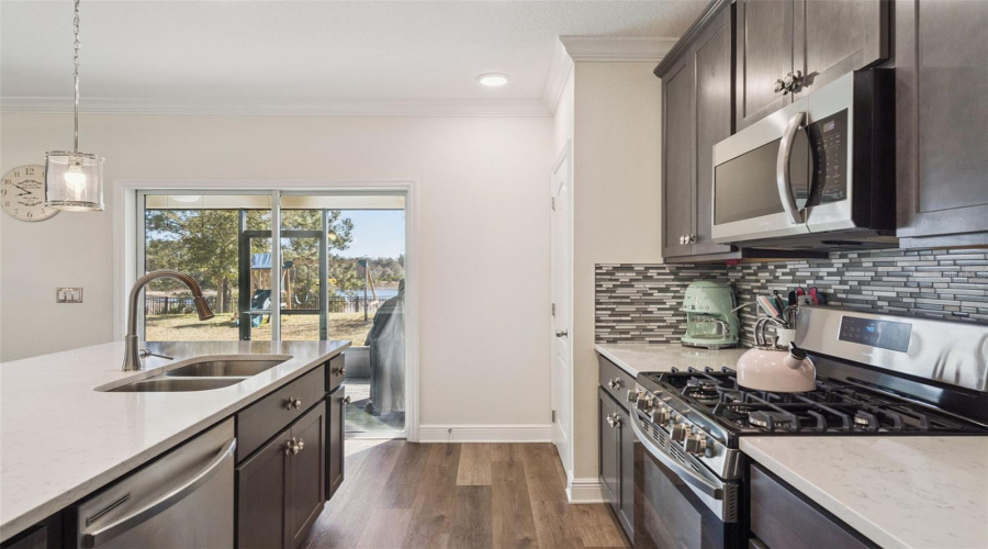 DAVENPORT, Florida 33837, 5 Bedrooms Bedrooms, ,3 BathroomsBathrooms,Residential,For Sale,OAK BLOSSOM,0,MFRO6377975