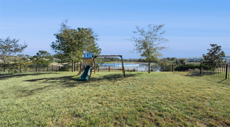 DAVENPORT, Florida 33837, 5 Bedrooms Bedrooms, ,3 BathroomsBathrooms,Residential,For Sale,OAK BLOSSOM,0,MFRO6377975