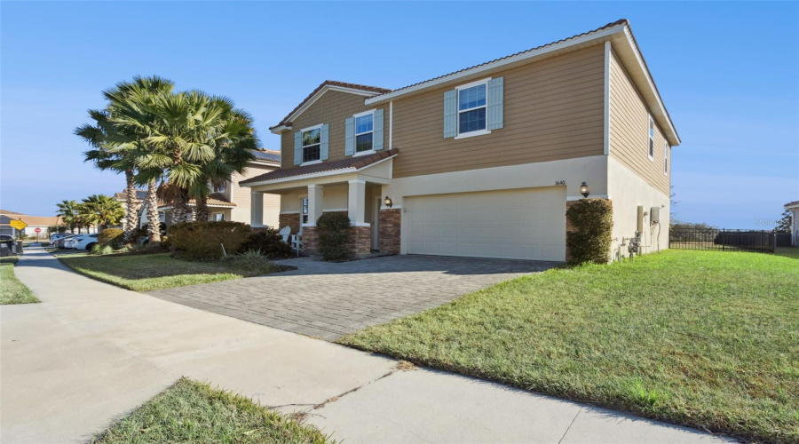 DAVENPORT, Florida 33837, 5 Bedrooms Bedrooms, ,3 BathroomsBathrooms,Residential,For Sale,OAK BLOSSOM,0,MFRO6377975