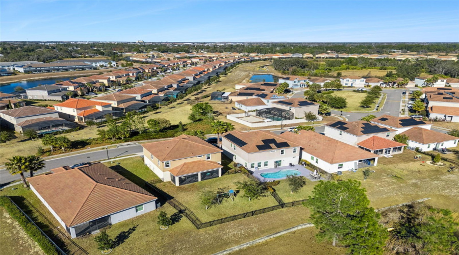 DAVENPORT, Florida 33837, 5 Bedrooms Bedrooms, ,3 BathroomsBathrooms,Residential,For Sale,OAK BLOSSOM,0,MFRO6377975