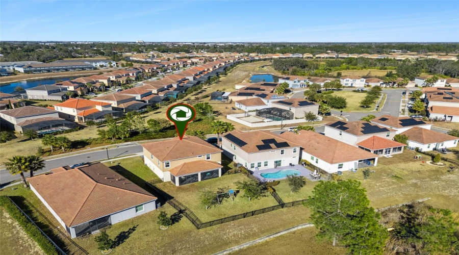 DAVENPORT, Florida 33837, 5 Bedrooms Bedrooms, ,3 BathroomsBathrooms,Residential,For Sale,OAK BLOSSOM,0,MFRO6377975