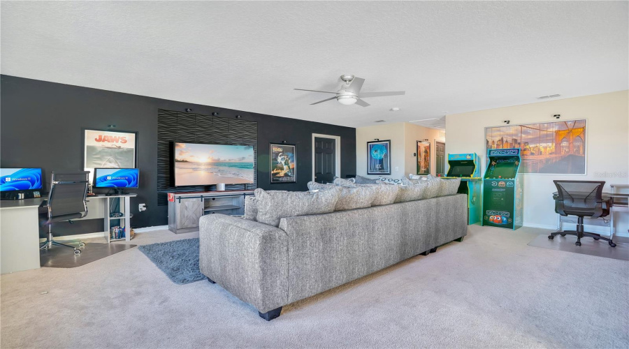 Versatile Loft Space