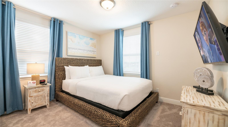 KISSIMMEE, Florida 34747, 6 Bedrooms Bedrooms, ,6 BathroomsBathrooms,Residential,For Sale,SOUTHFIELD,0,MFRO6379507