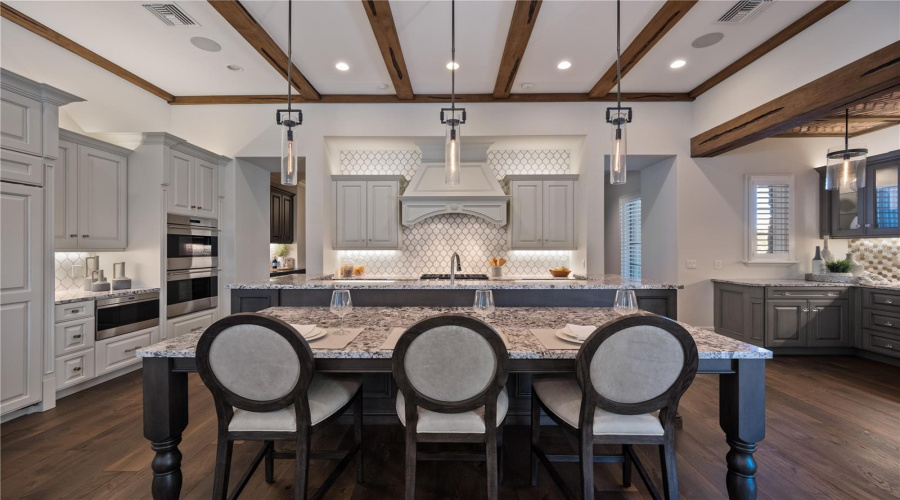 ORLANDO, Florida 32836, 5 Bedrooms Bedrooms, ,5 BathroomsBathrooms,Residential,For Sale,LOS FELIZ,0,MFRO6376962