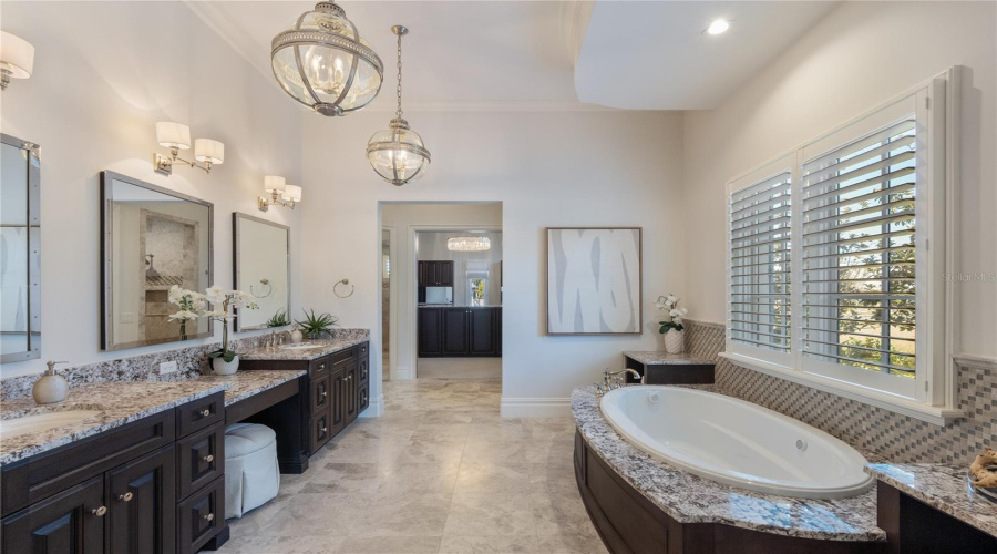 ORLANDO, Florida 32836, 5 Bedrooms Bedrooms, ,5 BathroomsBathrooms,Residential,For Sale,LOS FELIZ,0,MFRO6376962