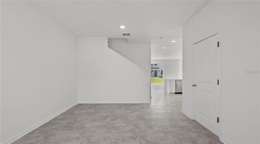 DAVENPORT, Florida 33837, 3 Bedrooms Bedrooms, ,2 BathroomsBathrooms,Residential,For Sale,LAURENT,0,MFRS5143046