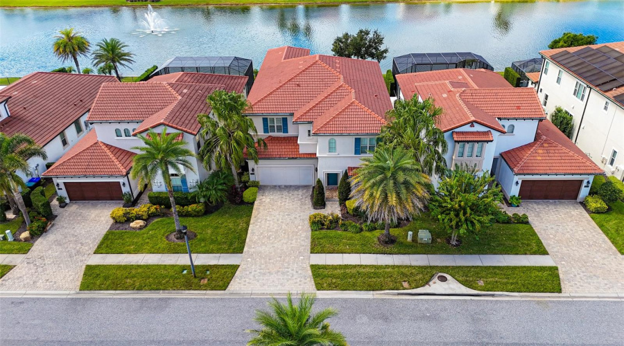 ORLANDO, Florida 32836, 5 Bedrooms Bedrooms, ,4 BathroomsBathrooms,Residential,For Sale,ROYAL CYPRESS,0,MFRO6352758