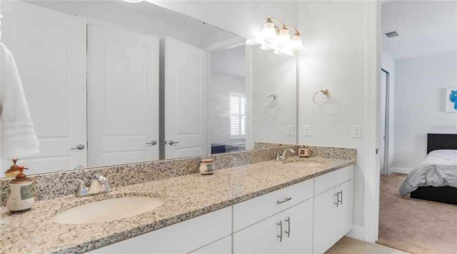 ORLANDO, Florida 32836, 5 Bedrooms Bedrooms, ,4 BathroomsBathrooms,Residential,For Sale,ROYAL CYPRESS,0,MFRO6352758