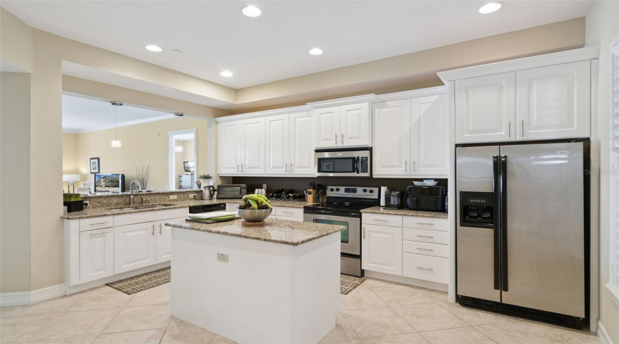 KISSIMMEE, Florida 34747, 3 Bedrooms Bedrooms, ,2 BathroomsBathrooms,Residential,For Sale,MULBERRY,0,MFRS5143219