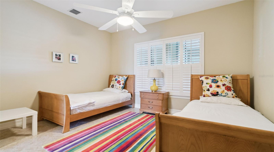 KISSIMMEE, Florida 34747, 3 Bedrooms Bedrooms, ,2 BathroomsBathrooms,Residential,For Sale,MULBERRY,0,MFRS5143219