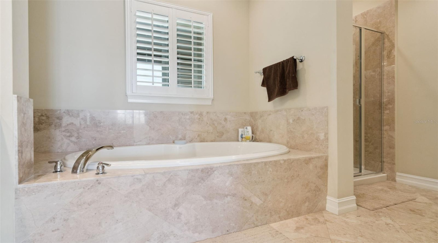 KISSIMMEE, Florida 34747, 3 Bedrooms Bedrooms, ,2 BathroomsBathrooms,Residential,For Sale,MULBERRY,0,MFRS5143219