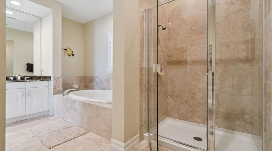 KISSIMMEE, Florida 34747, 3 Bedrooms Bedrooms, ,2 BathroomsBathrooms,Residential,For Sale,MULBERRY,0,MFRS5143219