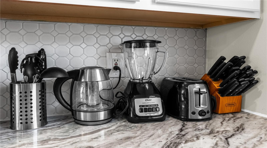 KISSIMMEE, Florida 34747, 3 Bedrooms Bedrooms, ,2 BathroomsBathrooms,Residential,For Sale,CRYSTAL COVE,0,MFRS5132094