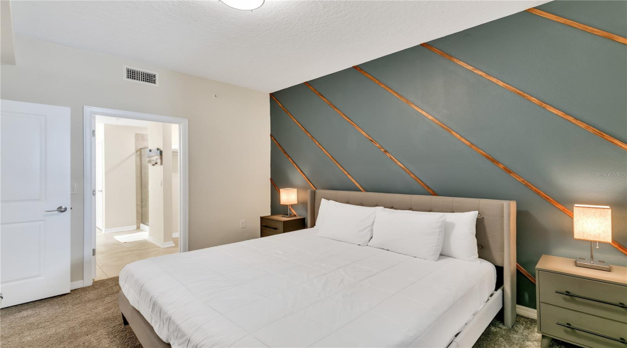 KISSIMMEE, Florida 34746, 2 Bedrooms Bedrooms, ,2 BathroomsBathrooms,Residential,For Sale,PARADOX,0,MFRO6332165