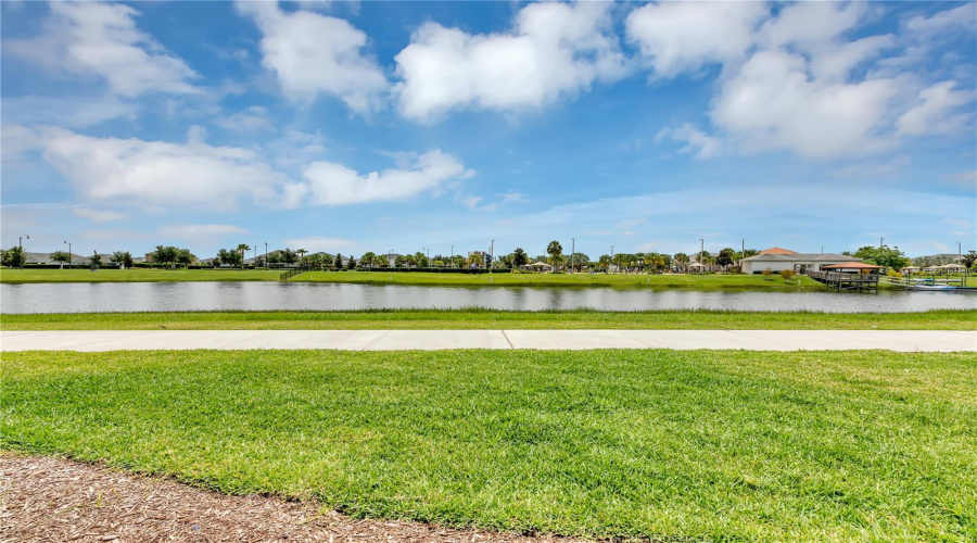 KISSIMMEE, Florida 34746, 2 Bedrooms Bedrooms, ,2 BathroomsBathrooms,Residential,For Sale,PARADOX,0,MFRO6332165