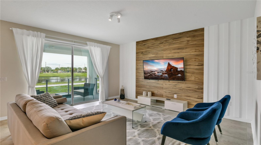 KISSIMMEE, Florida 34746, 2 Bedrooms Bedrooms, ,2 BathroomsBathrooms,Residential,For Sale,PARADOX,0,MFRO6332165