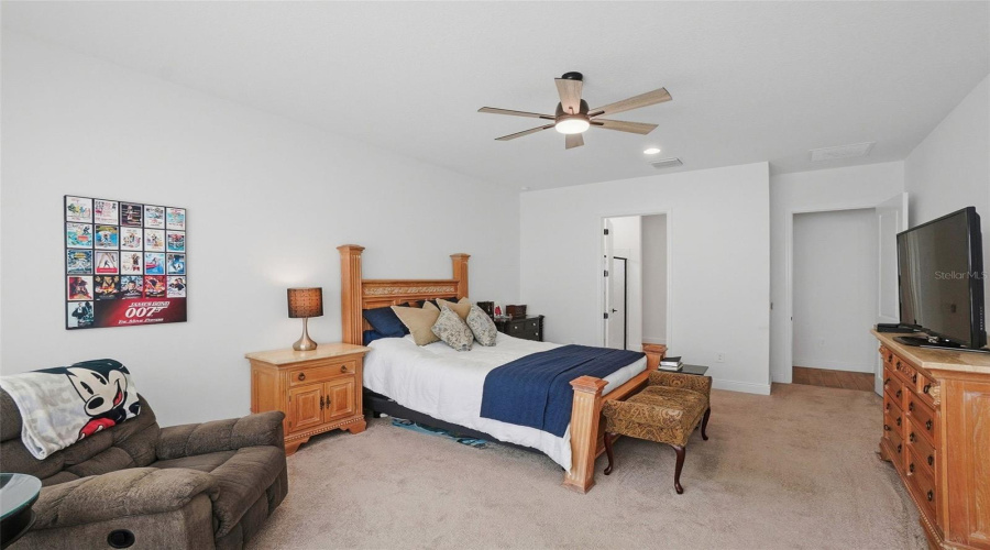 KISSIMMEE, Florida 34747, 3 Bedrooms Bedrooms, ,3 BathroomsBathrooms,Residential,For Sale,LIMESTONE,0,MFRO6379811