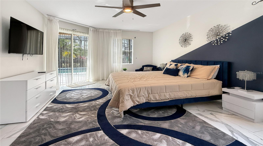 DAVENPORT, Florida 33897, 5 Bedrooms Bedrooms, ,3 BathroomsBathrooms,Residential,For Sale,ORISTA,0,MFRS5143256