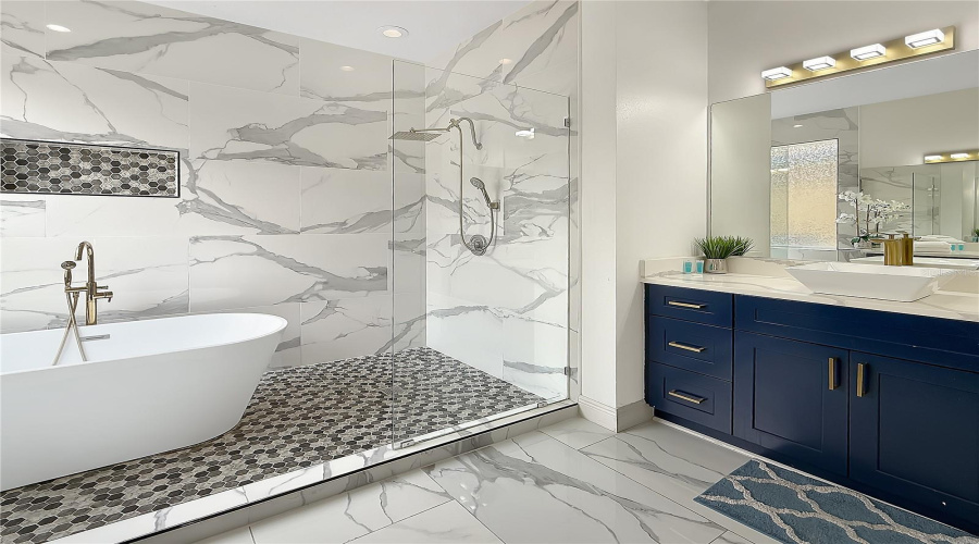 DAVENPORT, Florida 33897, 5 Bedrooms Bedrooms, ,3 BathroomsBathrooms,Residential,For Sale,ORISTA,0,MFRS5143256