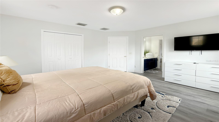 DAVENPORT, Florida 33897, 5 Bedrooms Bedrooms, ,3 BathroomsBathrooms,Residential,For Sale,ORISTA,0,MFRS5143256