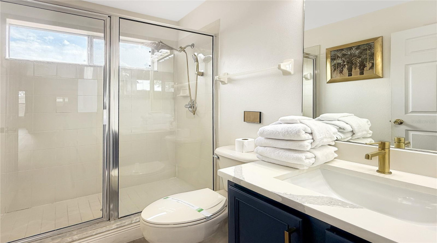 DAVENPORT, Florida 33897, 5 Bedrooms Bedrooms, ,3 BathroomsBathrooms,Residential,For Sale,ORISTA,0,MFRS5143256