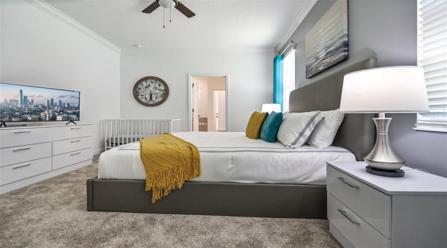 KISSIMMEE, Florida 34746, 8 Bedrooms Bedrooms, ,5 BathroomsBathrooms,Residential,For Sale,OXYMORON,0,MFRO6329235