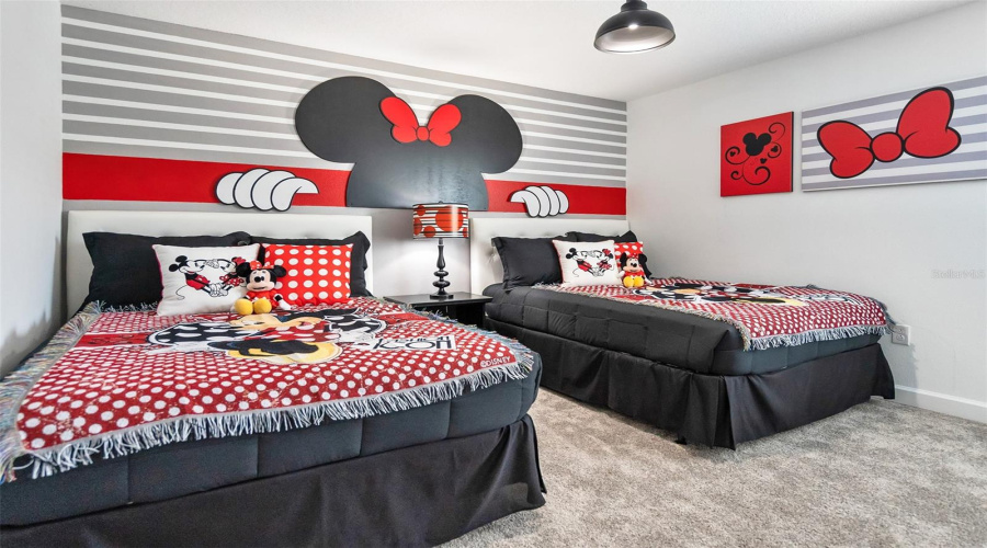 KISSIMMEE, Florida 34746, 8 Bedrooms Bedrooms, ,5 BathroomsBathrooms,Residential,For Sale,OXYMORON,0,MFRO6329235