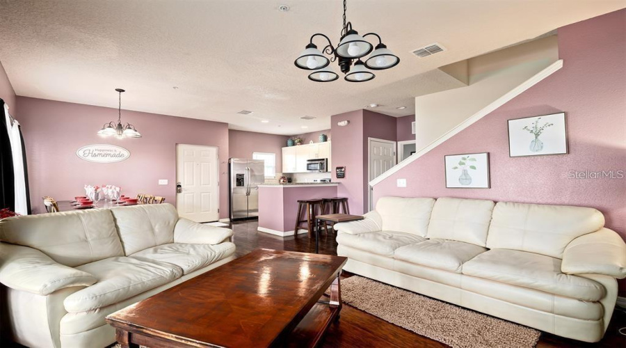 KISSIMMEE, Florida 34746, 4 Bedrooms Bedrooms, ,3 BathroomsBathrooms,Residential,For Sale,EDENSHIRE,0,MFRO6379785