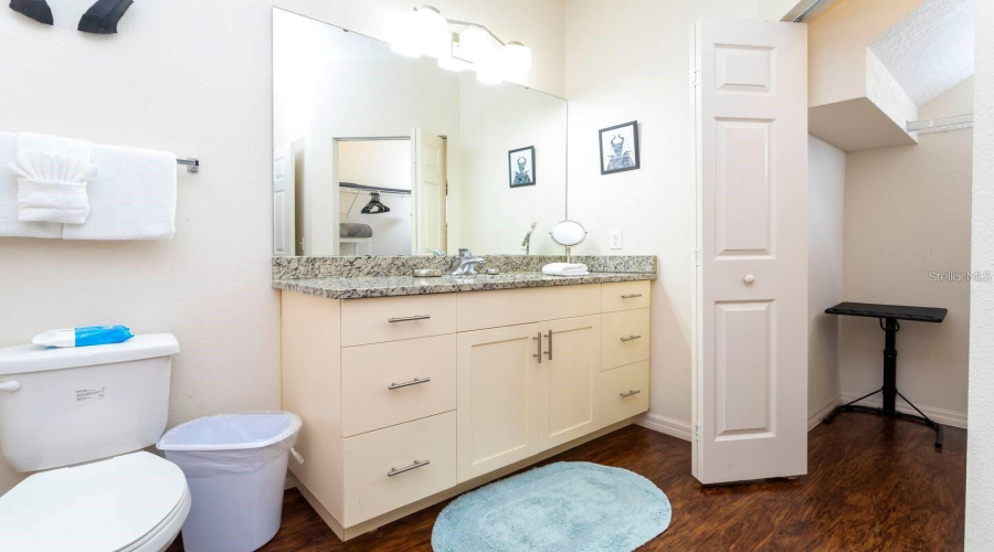 KISSIMMEE, Florida 34746, 4 Bedrooms Bedrooms, ,3 BathroomsBathrooms,Residential,For Sale,EDENSHIRE,0,MFRO6379785