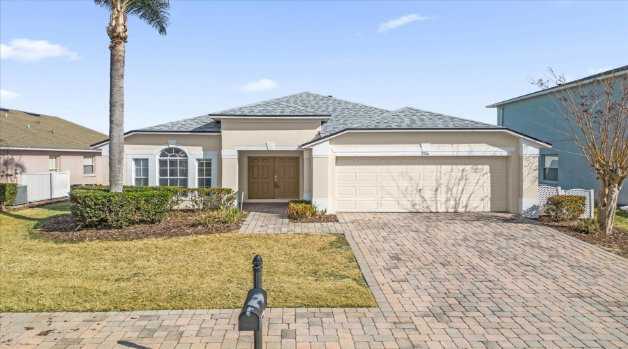 DAVENPORT, Florida 33896, 4 Bedrooms Bedrooms, ,3 BathroomsBathrooms,Residential,For Sale,KILDRUMMY,0,MFRO6380195