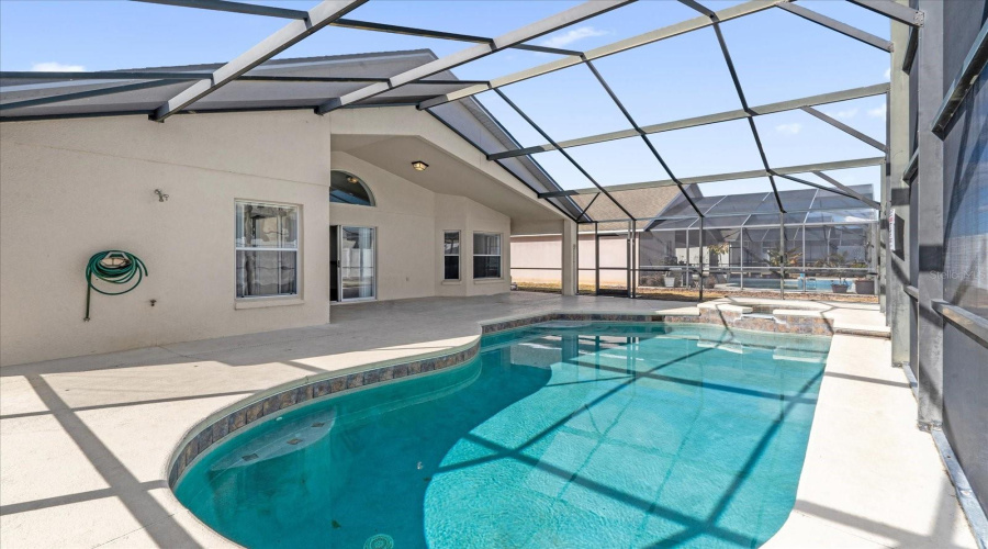 DAVENPORT, Florida 33896, 4 Bedrooms Bedrooms, ,3 BathroomsBathrooms,Residential,For Sale,KILDRUMMY,0,MFRO6380195