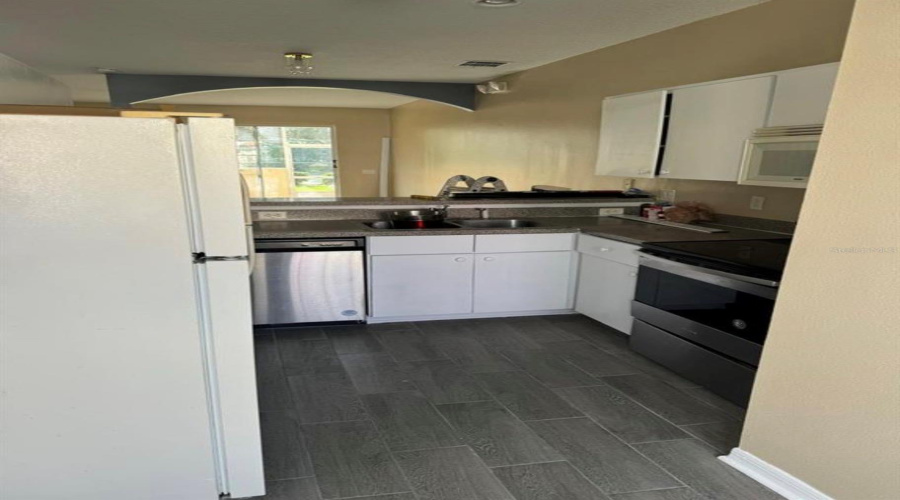 KISSIMMEE, Florida 34746, 3 Bedrooms Bedrooms, ,2 BathroomsBathrooms,Residential,For Sale,BEACH,0,MFRO6380347