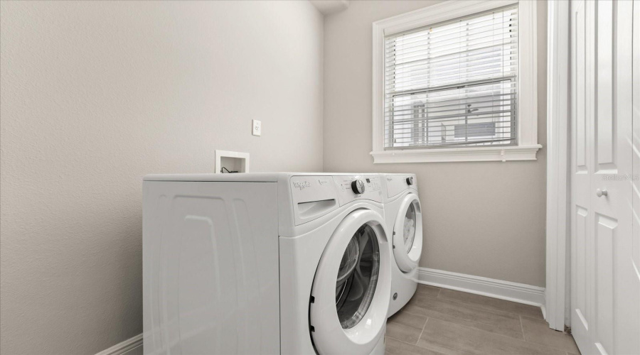 REUNION, Florida 34747, 5 Bedrooms Bedrooms, ,4 BathroomsBathrooms,Residential,For Sale,EXCITEMENT,0,MFRO6380003