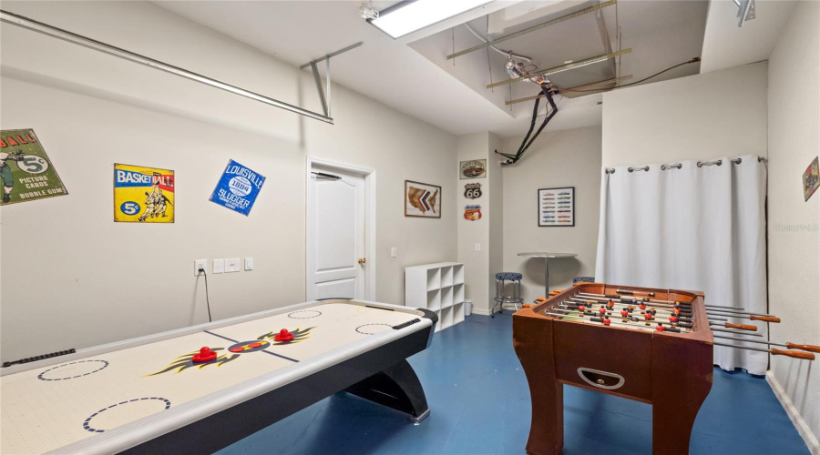 DAVENPORT, Florida 33897, 5 Bedrooms Bedrooms, ,3 BathroomsBathrooms,Residential,For Sale,BRUNELLO,0,MFRO6380057