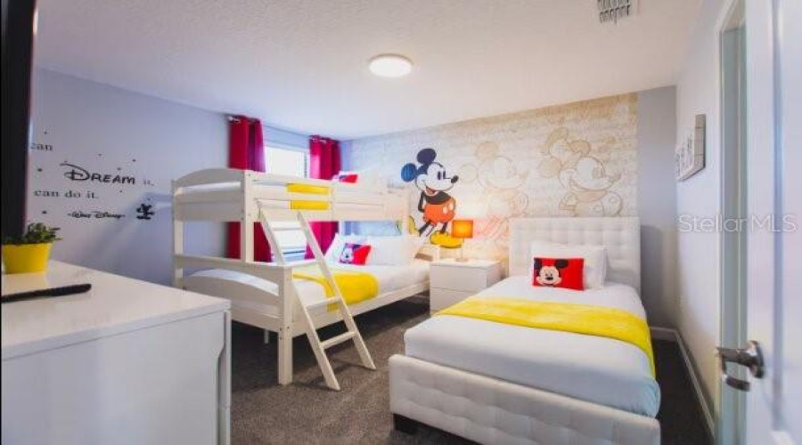 DAVENPORT, Florida 33896, 9 Bedrooms Bedrooms, ,5 BathroomsBathrooms,Residential,For Sale,ROLLING FAIRWAY,0,MFRS5143019