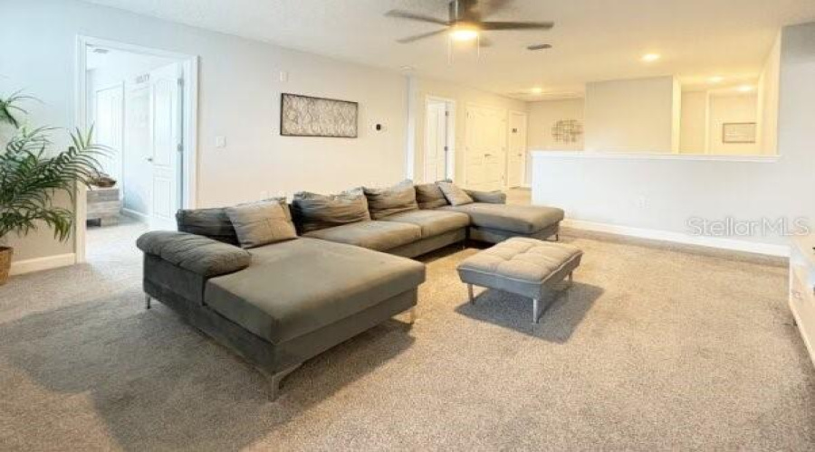 DAVENPORT, Florida 33896, 9 Bedrooms Bedrooms, ,5 BathroomsBathrooms,Residential,For Sale,ROLLING FAIRWAY,0,MFRS5143019