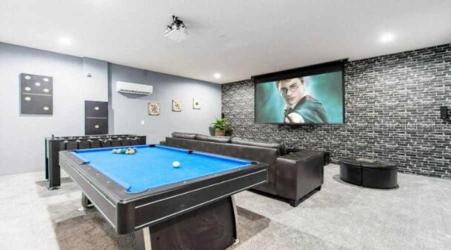 DAVENPORT, Florida 33896, 9 Bedrooms Bedrooms, ,5 BathroomsBathrooms,Residential,For Sale,ROLLING FAIRWAY,0,MFRS5143019