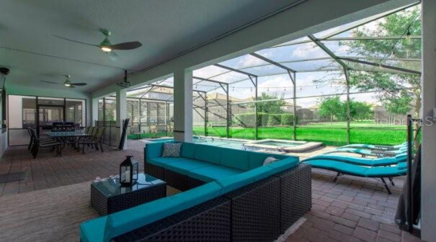 DAVENPORT, Florida 33896, 9 Bedrooms Bedrooms, ,5 BathroomsBathrooms,Residential,For Sale,ROLLING FAIRWAY,0,MFRS5143019