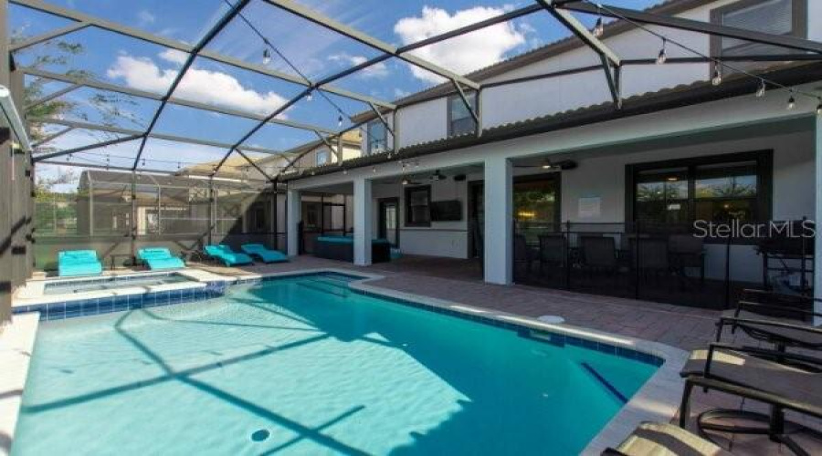 DAVENPORT, Florida 33896, 9 Bedrooms Bedrooms, ,5 BathroomsBathrooms,Residential,For Sale,ROLLING FAIRWAY,0,MFRS5143019