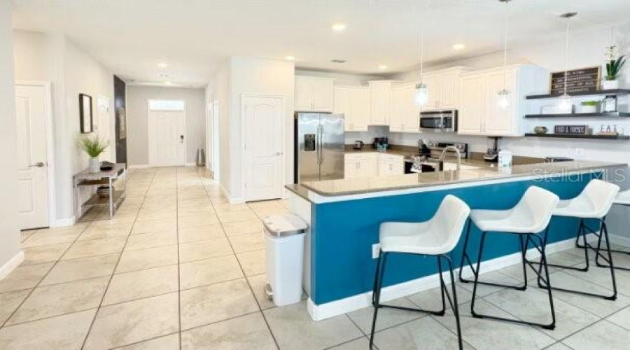 DAVENPORT, Florida 33896, 9 Bedrooms Bedrooms, ,5 BathroomsBathrooms,Residential,For Sale,ROLLING FAIRWAY,0,MFRS5143019