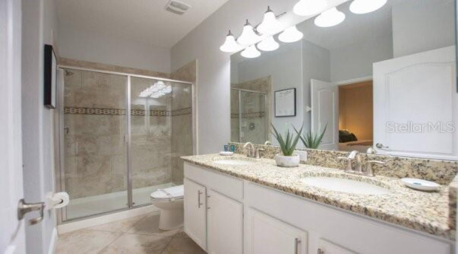 DAVENPORT, Florida 33896, 9 Bedrooms Bedrooms, ,5 BathroomsBathrooms,Residential,For Sale,ROLLING FAIRWAY,0,MFRS5143019