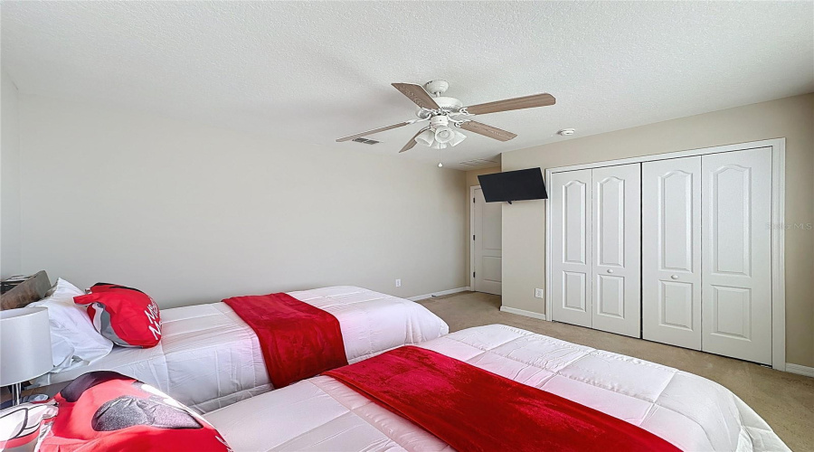 DAVENPORT, Florida 33896, 5 Bedrooms Bedrooms, ,3 BathroomsBathrooms,Residential,For Sale,SUSSEX,0,MFRS5142905