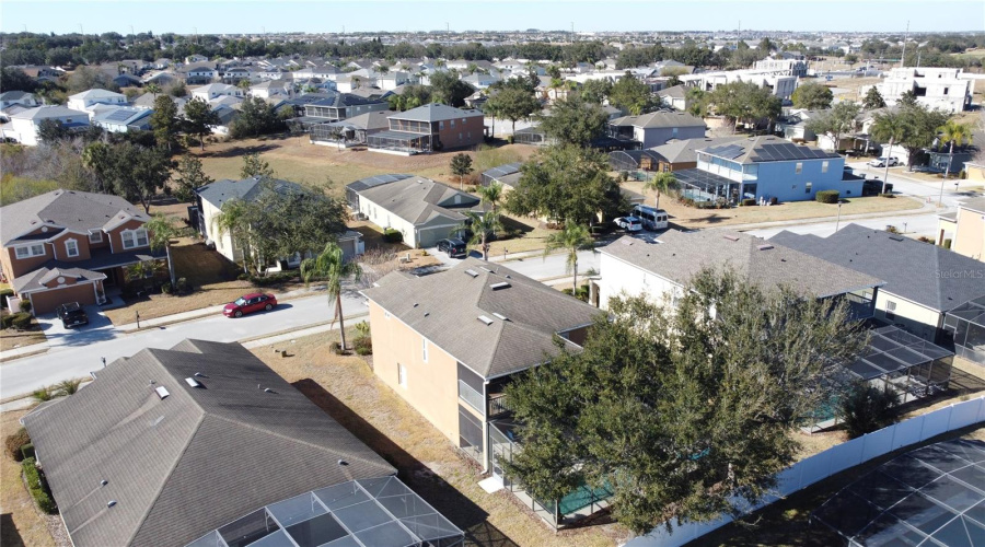 DAVENPORT, Florida 33896, 5 Bedrooms Bedrooms, ,3 BathroomsBathrooms,Residential,For Sale,SUSSEX,0,MFRS5142905