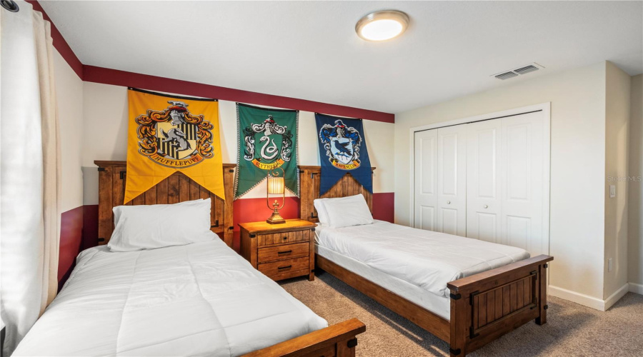 KISSIMMEE, Florida 34746, 4 Bedrooms Bedrooms, ,3 BathroomsBathrooms,Residential,For Sale,WINDERMERE,0,MFRO6379770