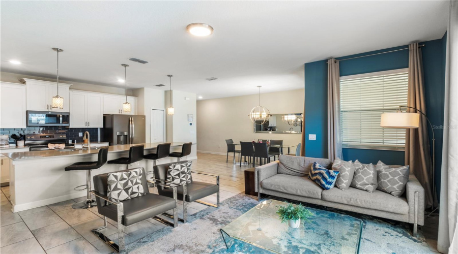 KISSIMMEE, Florida 34746, 4 Bedrooms Bedrooms, ,3 BathroomsBathrooms,Residential,For Sale,WINDERMERE,0,MFRO6379770