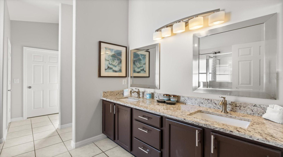 KISSIMMEE, Florida 34747, 5 Bedrooms Bedrooms, ,4 BathroomsBathrooms,Residential,For Sale,SANTEE,0,MFRO6378526