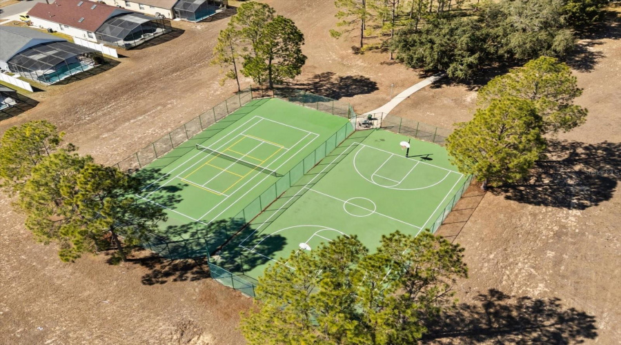 KISSIMMEE, Florida 34747, 5 Bedrooms Bedrooms, ,4 BathroomsBathrooms,Residential,For Sale,SANTEE,0,MFRO6378526