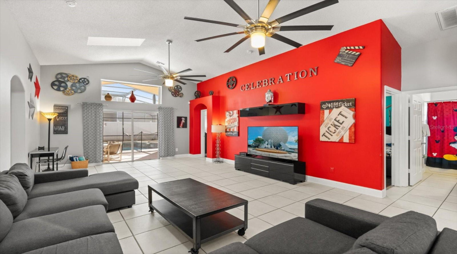 KISSIMMEE, Florida 34747, 5 Bedrooms Bedrooms, ,4 BathroomsBathrooms,Residential,For Sale,SANTEE,0,MFRO6378526